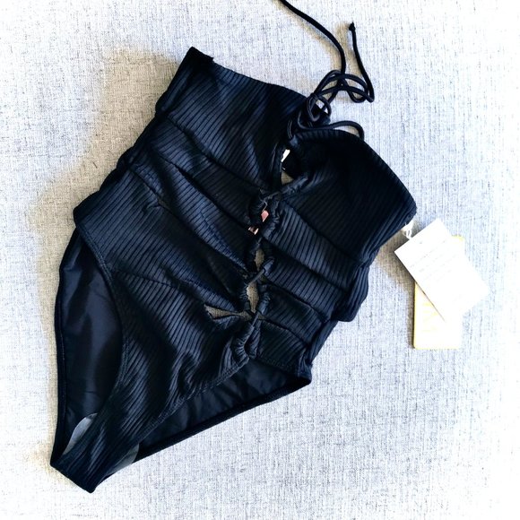 SOLD ON AKZNYC - Picture 2 of 11